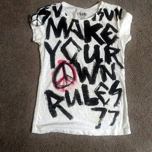 Girls Graphic tshirt